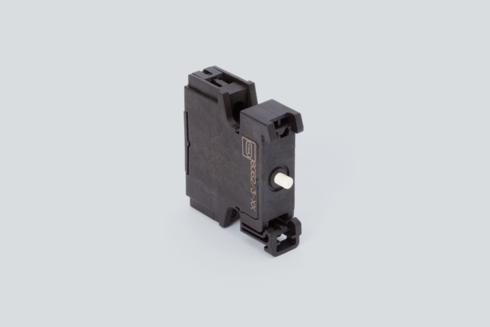 Installation Contacts Contact element Series 8082C3
