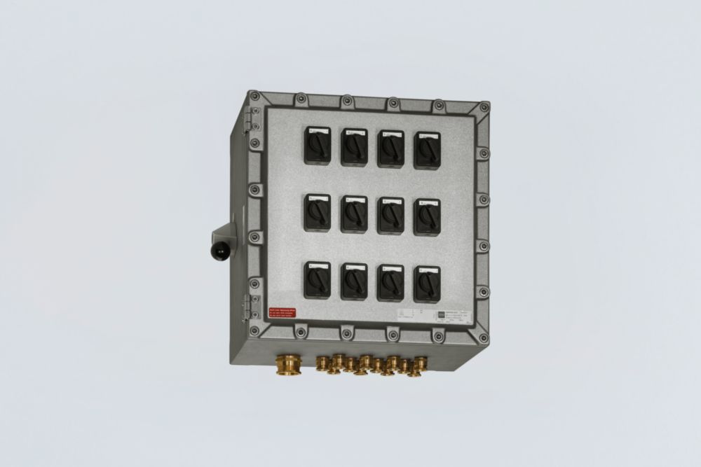 Ex Quadri di distribuzione per circuiti di illuminazione e sistemi di tracciatura CUBEx serie 8264/-ExV R. STAHL