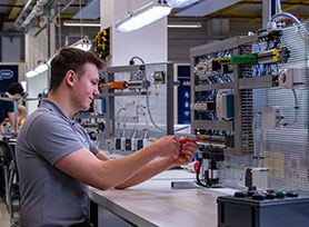 Ex Ausbildung Elektroniker Betriebstechnik zukunftssicher R. STAHL