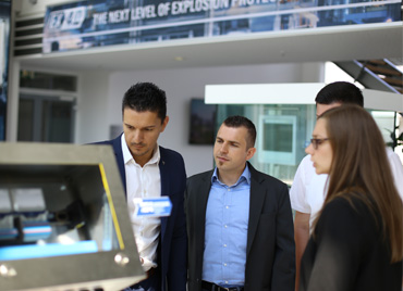 Ex customer solutions Academy unsere Seminare R. STAHL Ex customer solutions Academy unsere Seminare